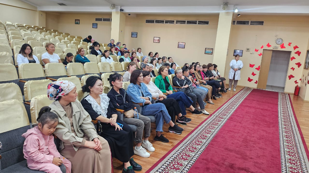 Жалпы ата-аналар жиналысы